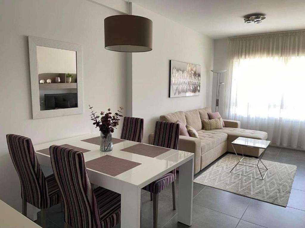 Апартаменти Perla Apartamento Оріуела Екстер'єр фото